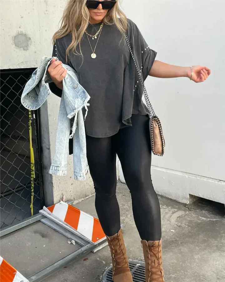 BELLA - T-SHIRT OVERSIZE À CLAVETTES