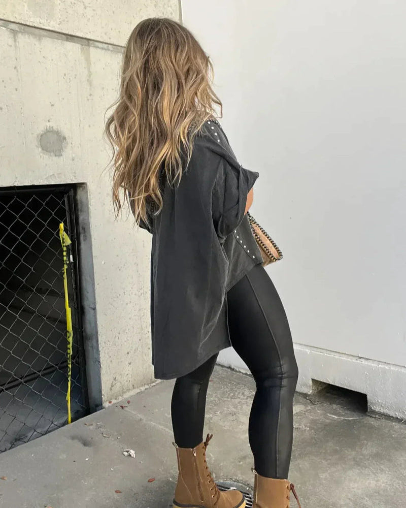BELLA - T-SHIRT OVERSIZE À CLAVETTES